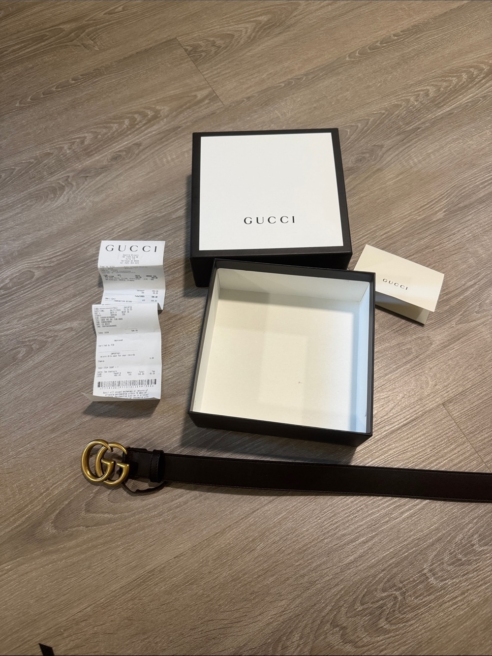 Gucci leather belt size 30-32 brown with gold Gucci emblem